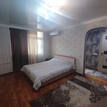 Комфортная Квартира Для 2Х Персон Apartment Bișkek Exterior foto