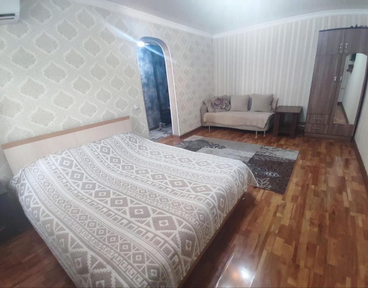Комфортная Квартира Для 2Х Персон Apartment Bișkek Exterior foto